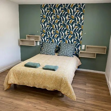 Апартаменты Refait A Neuf *